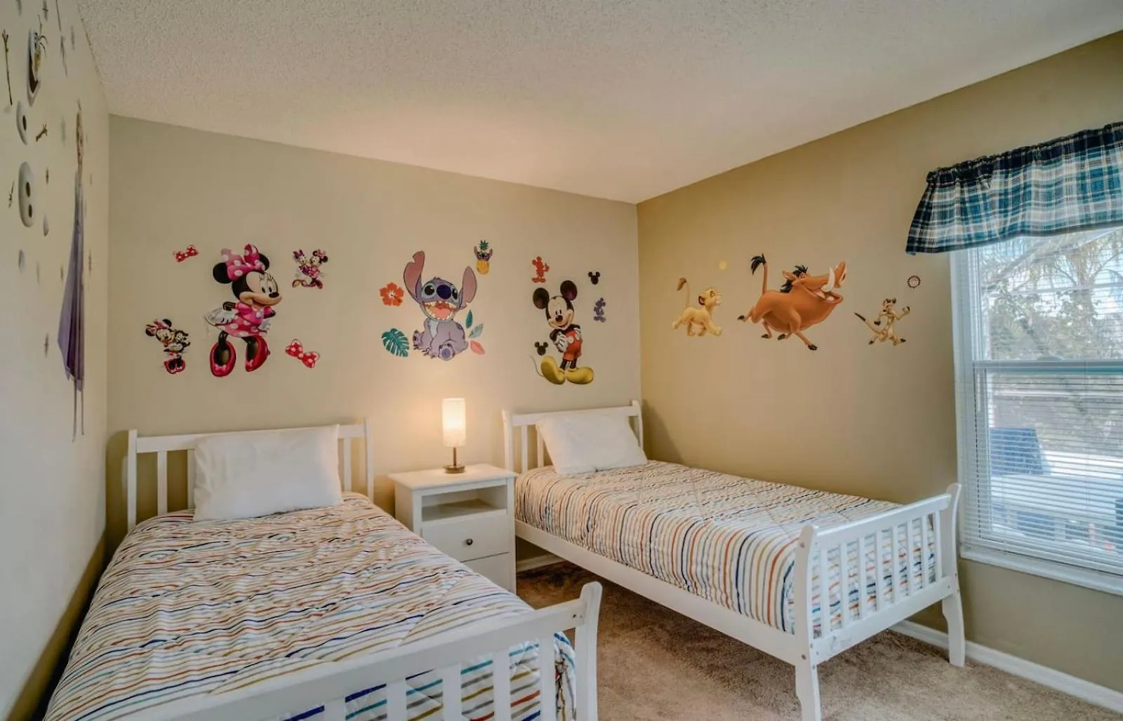 Holiday home 4Br Home With Pool 15 Mins From Disney Davenport