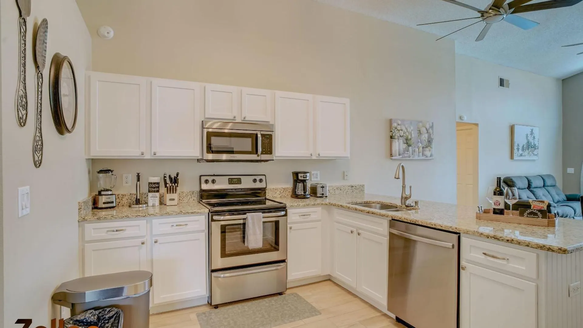 Holiday home 4Br Home With Pool 15 Mins From Disney Davenport United States